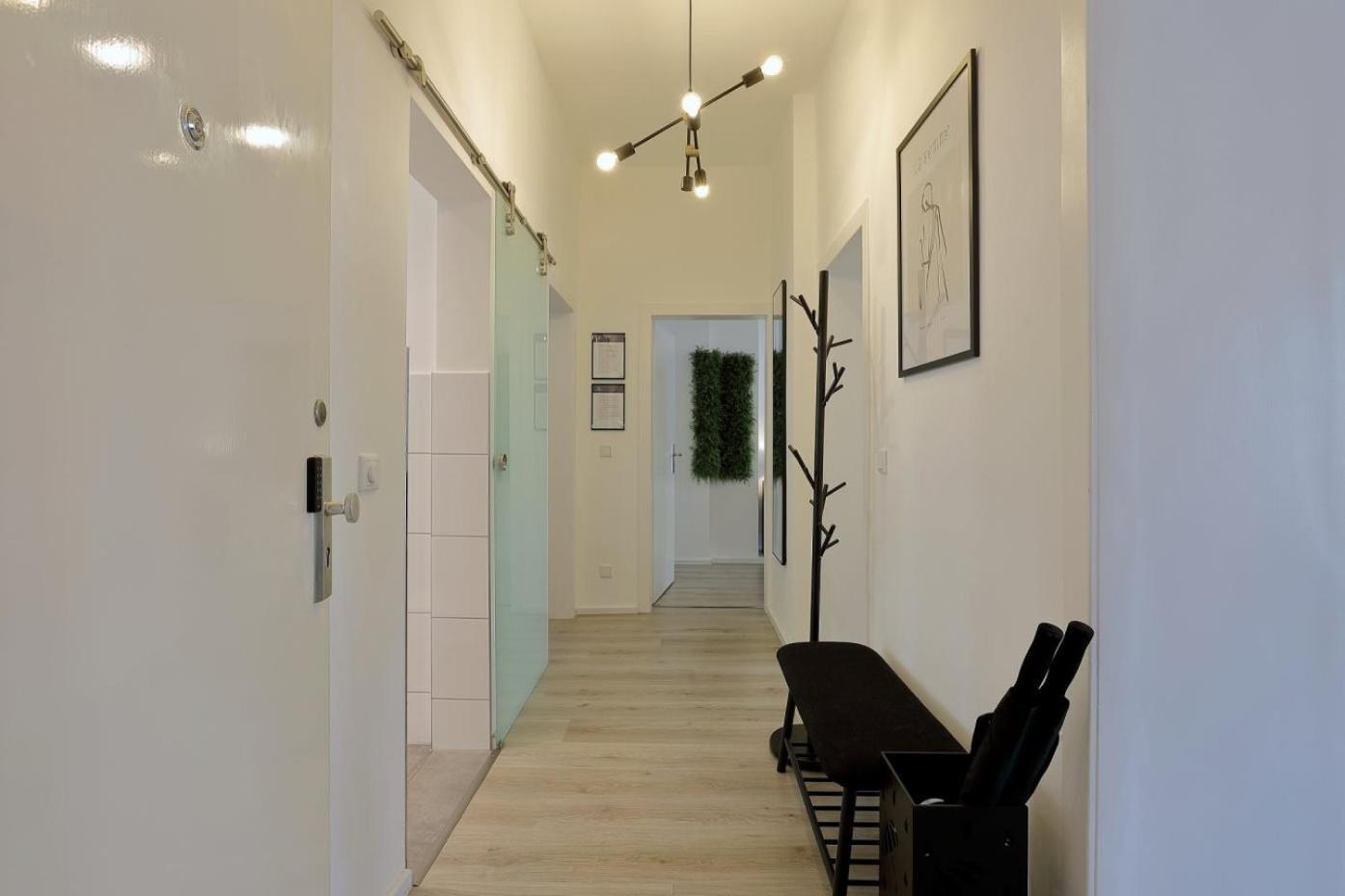 Modernes Apartment Mit Garage & Ps4 Von Stay Your Way Essen Zewnętrze zdjęcie